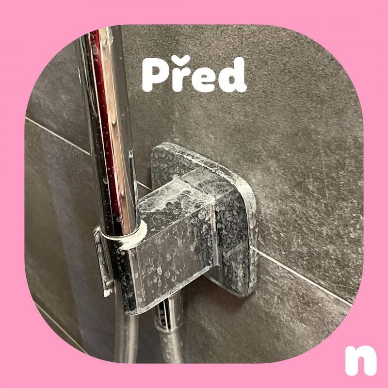 čištění koupelny nano houbičkou - před